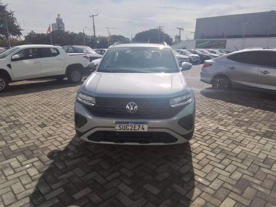 VOLKSWAGEN T-CROSS 1.0 200 TSI TOTAL FLEX AUTOMÁTICO VOLKSWAGEN T-CROSS 1.0 200 TSI TOTAL FLEX AUTOMÁTICO